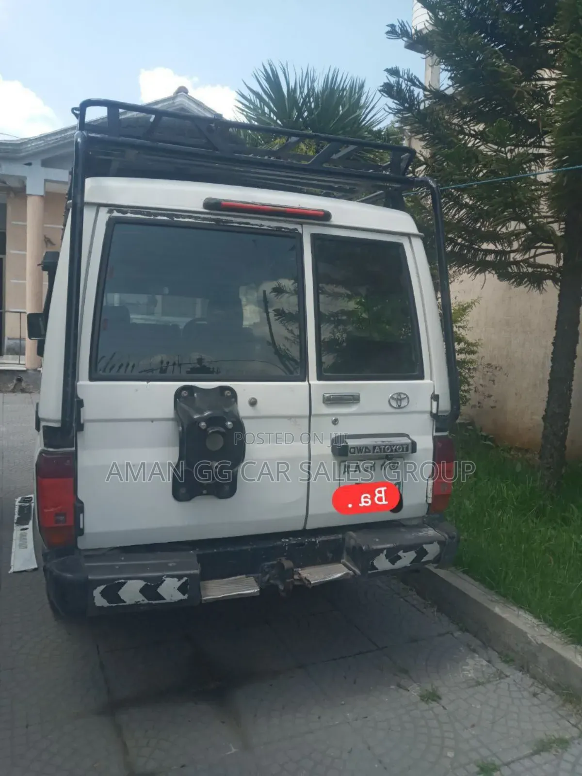 Toyota Land Cruiser 2012 White