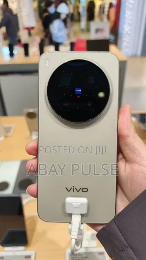 Photo - New Vivo X300 Pro 512 GB Pink