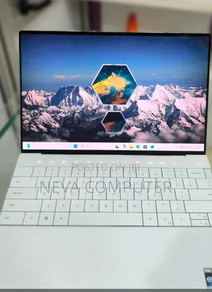 New Laptop Dell XPS 13 16GB Intel Core I7 SSD 512GB