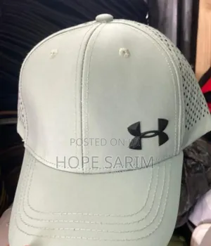 Undera Armour Hats በብዛት
