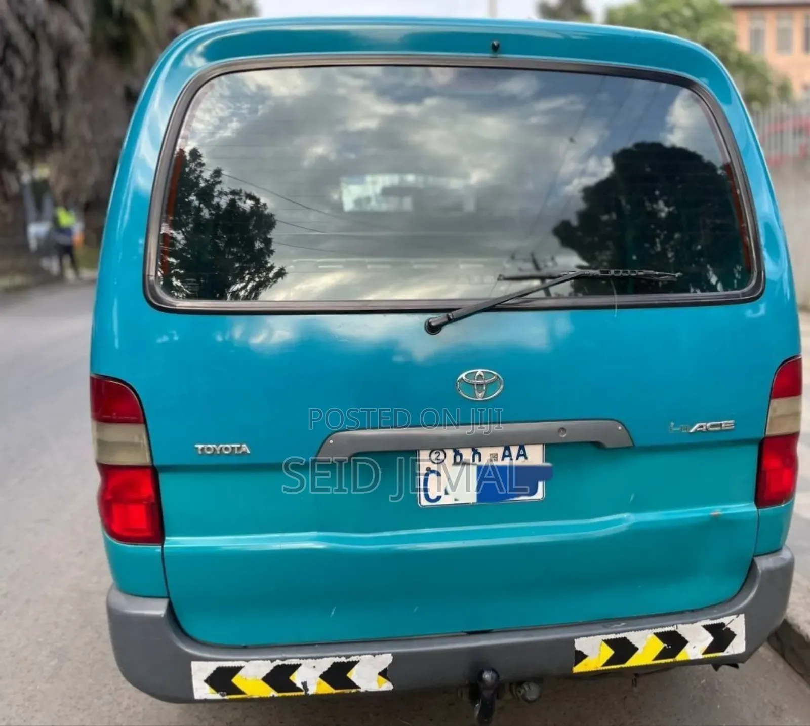 Toyota HiAce 2003 Blue