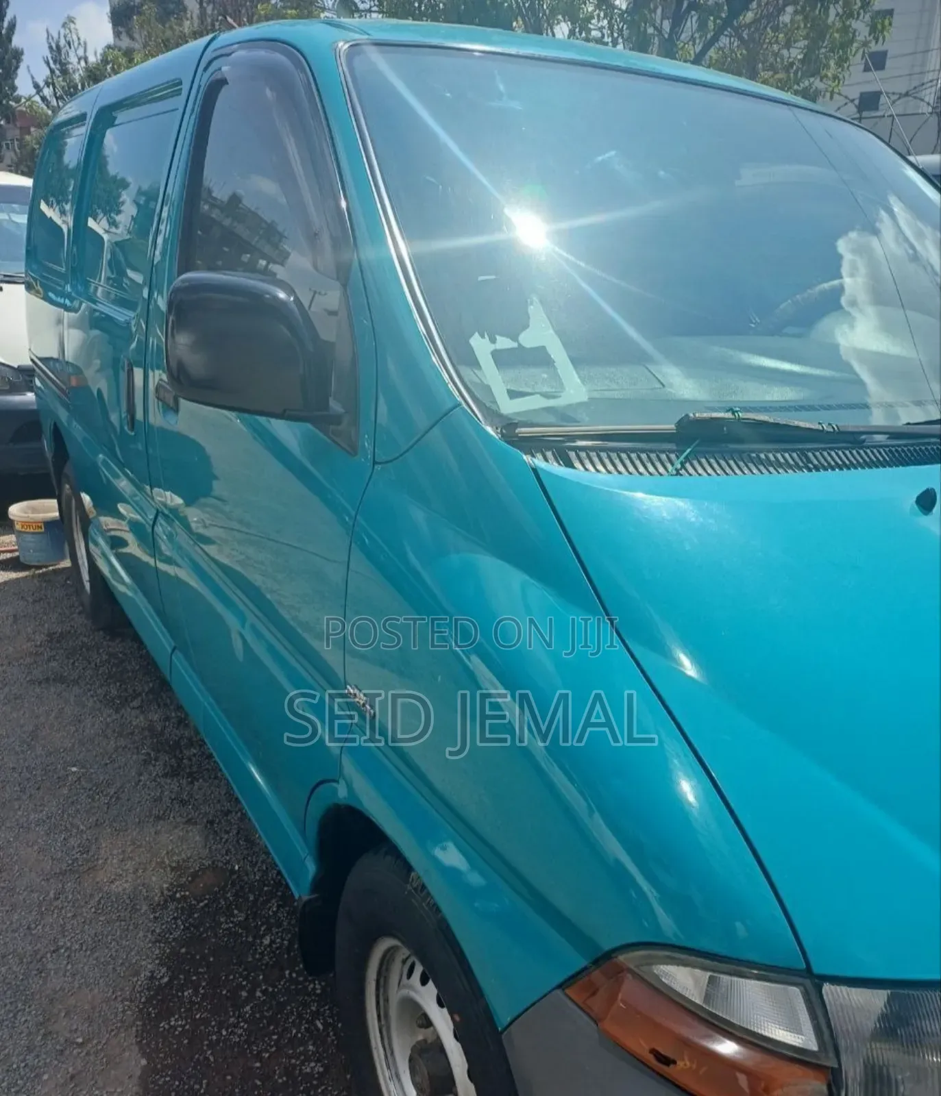 Toyota HiAce 2003 Blue