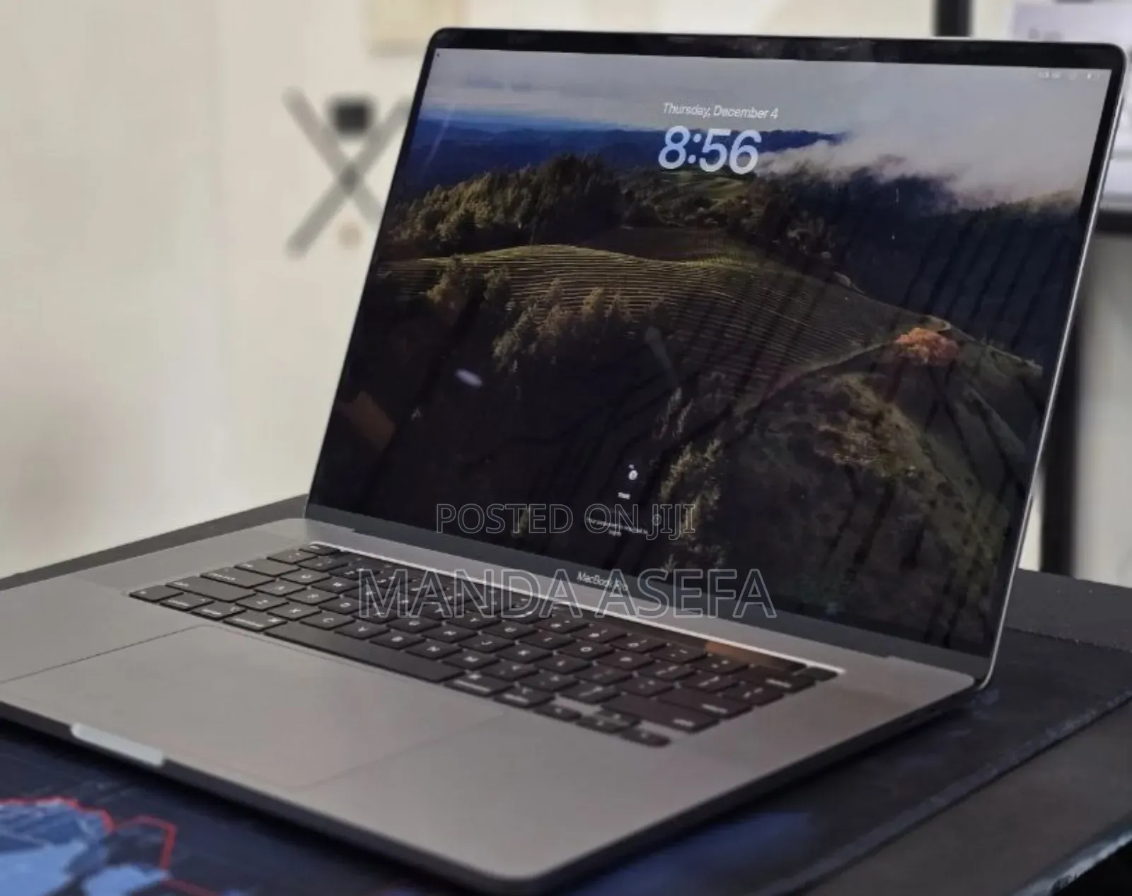 New Laptop Apple MacBook Pro 2019 16GB Intel Core I7 SSD 512GB