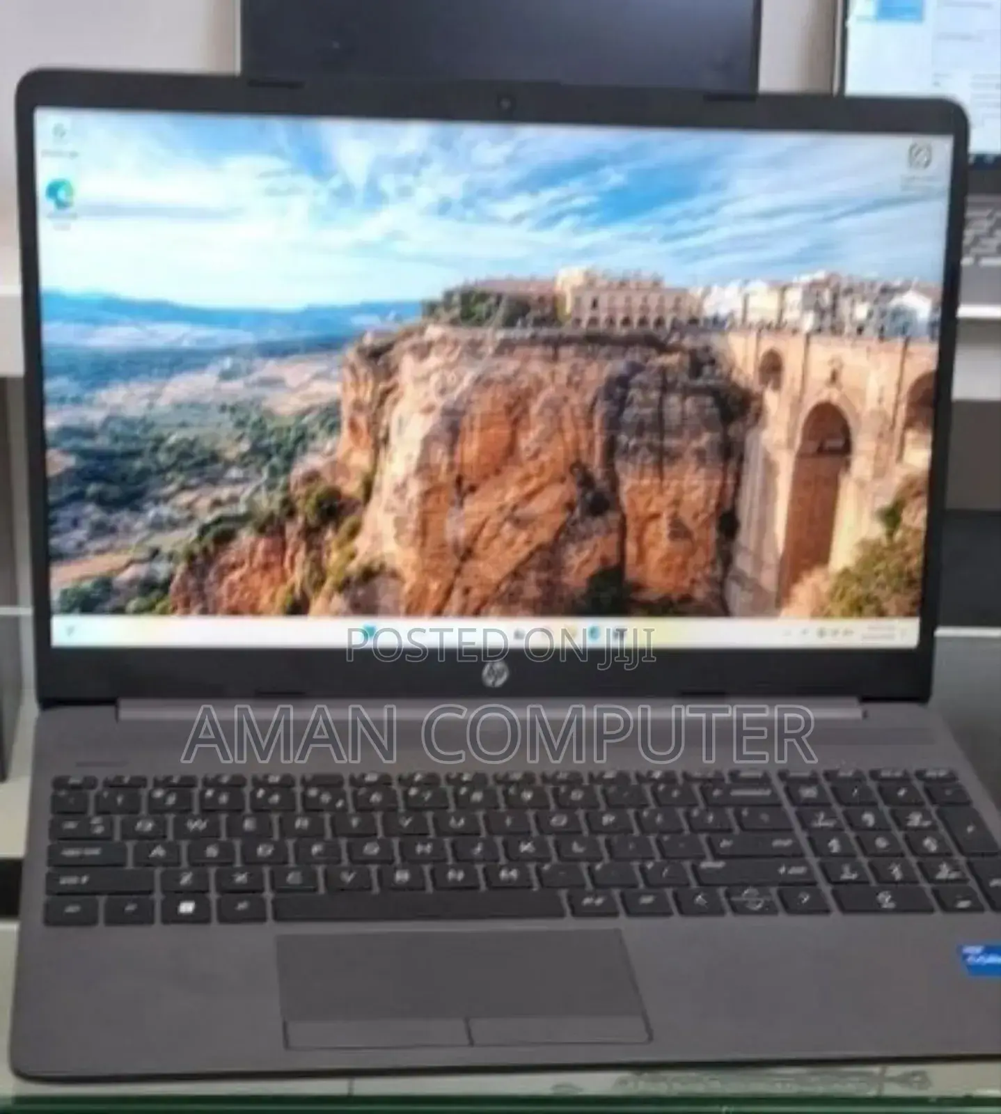 New Laptop HP Stream Notebook 8GB Intel Core I5 SSD 1T