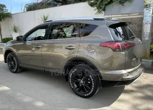 Toyota RAV4 2017 Beige