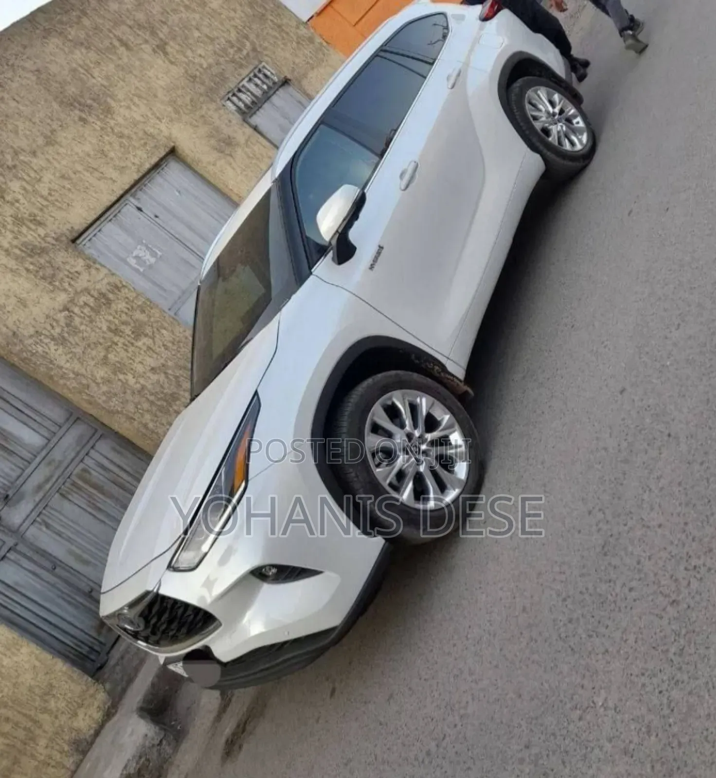 Toyota Highlander Hybrid 2023 Beige