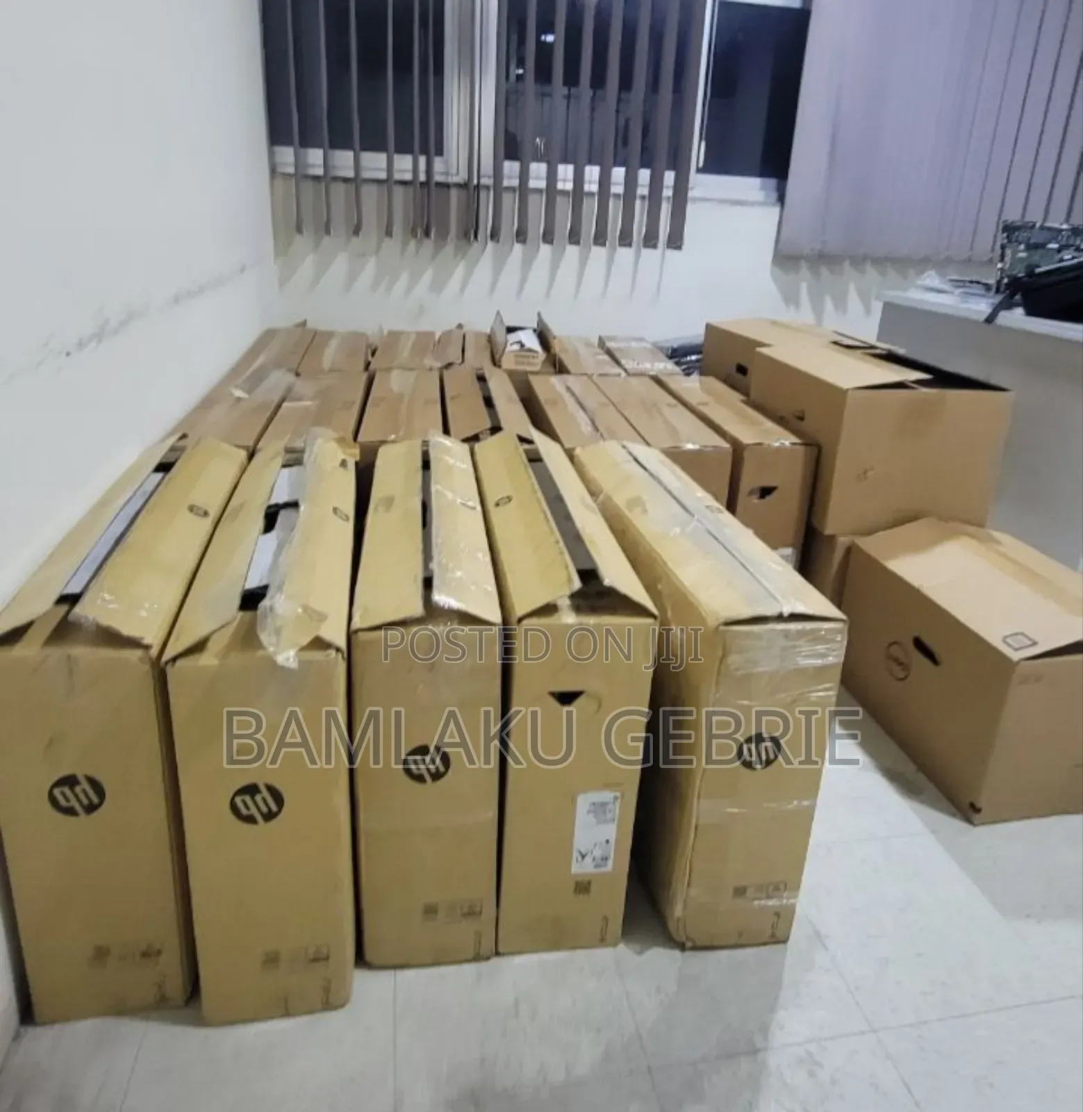 New Desktop Computer HP 200 G4 All-in-One 8GB Intel Core I5 SSD 512GB