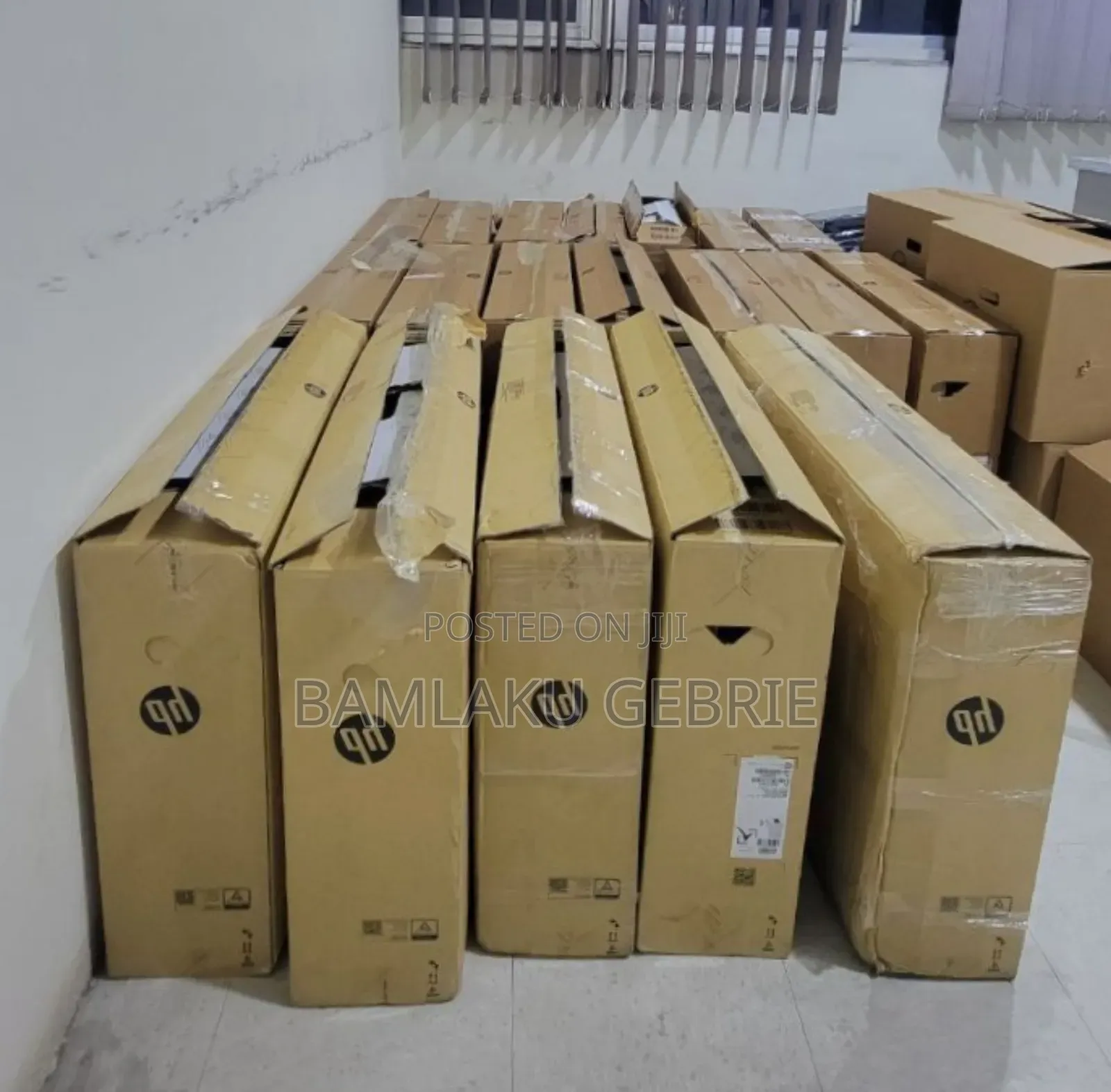 New Desktop Computer HP 200 G4 All-in-One 8GB Intel Core I5 SSD 512GB