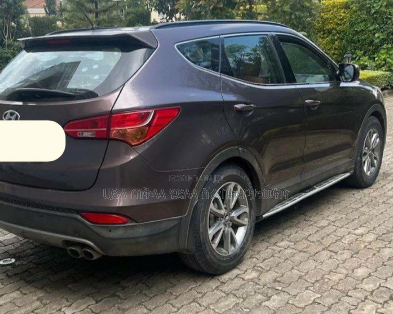 Hyundai Santa Fe 2013 Pink