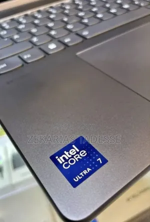 New Laptop Lenovo Yoga 7i 16GB Intel Core Ultra 7 SSD 1T