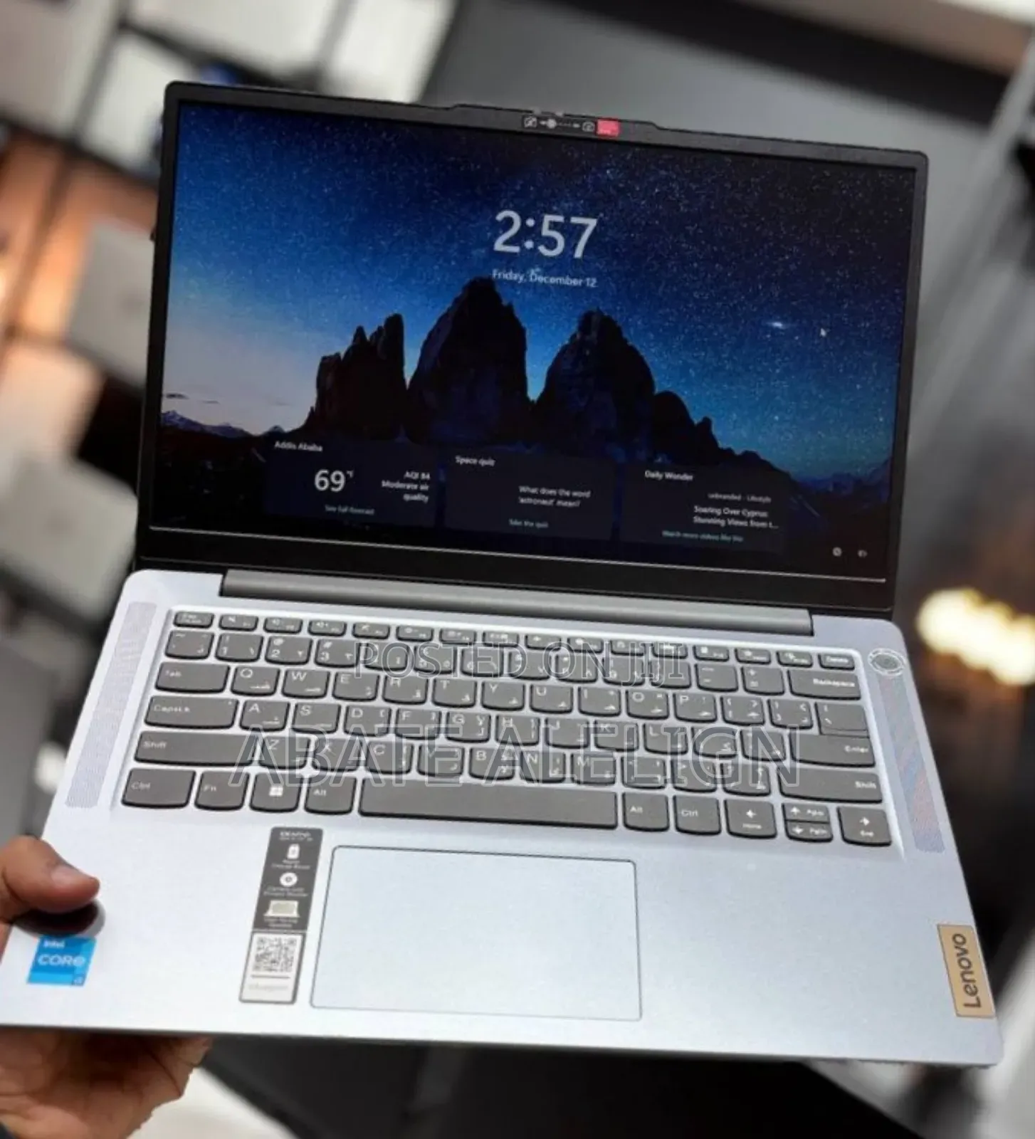 New Laptop Lenovo Ideapad 3 8GB Intel Core I3 SSD 256GB