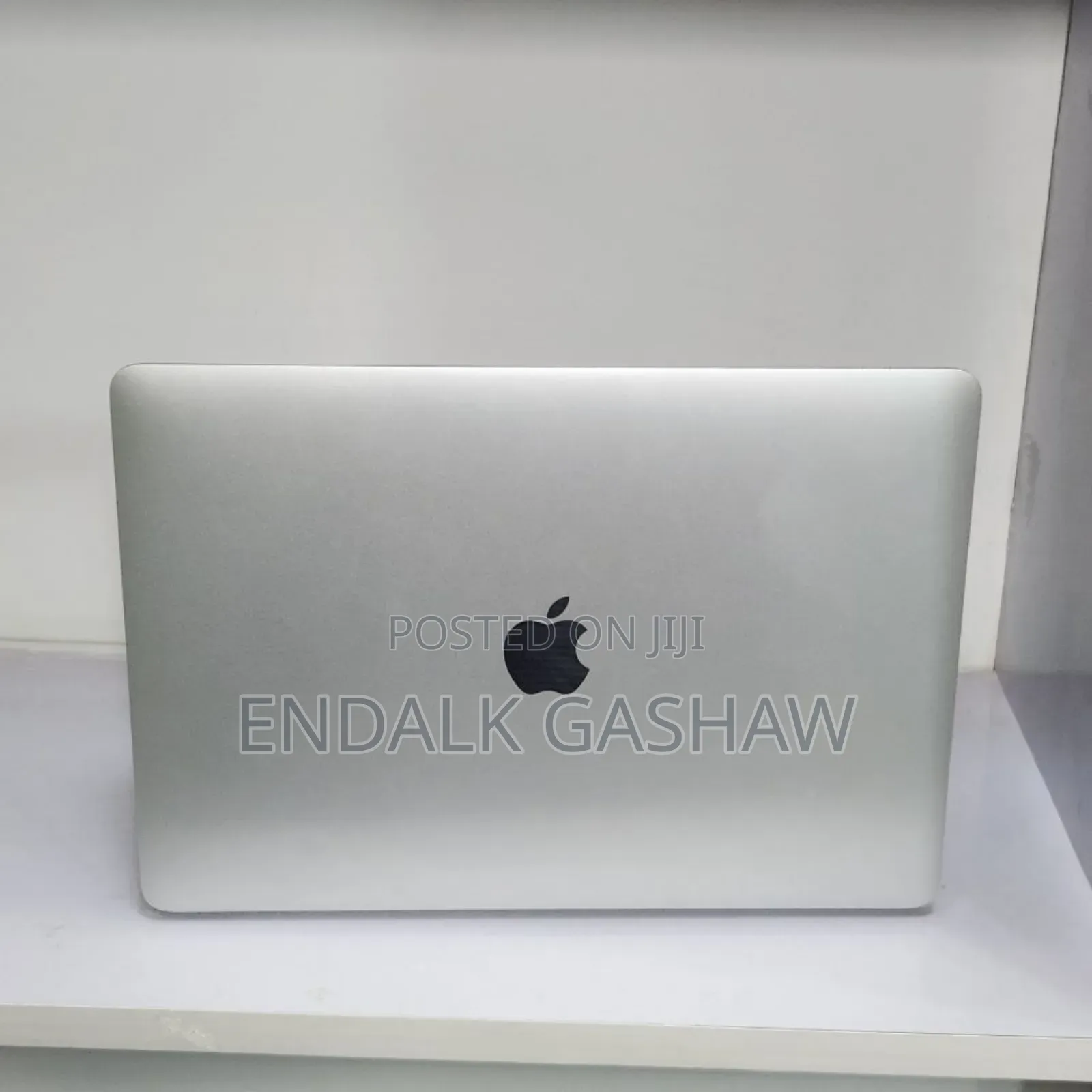 New Laptop Apple MacBook Air 2019 8GB Intel Core I5 SSD 256GB