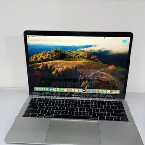 New Laptop Apple MacBook Air 2019 8GB Intel Core I5 SSD 256GB