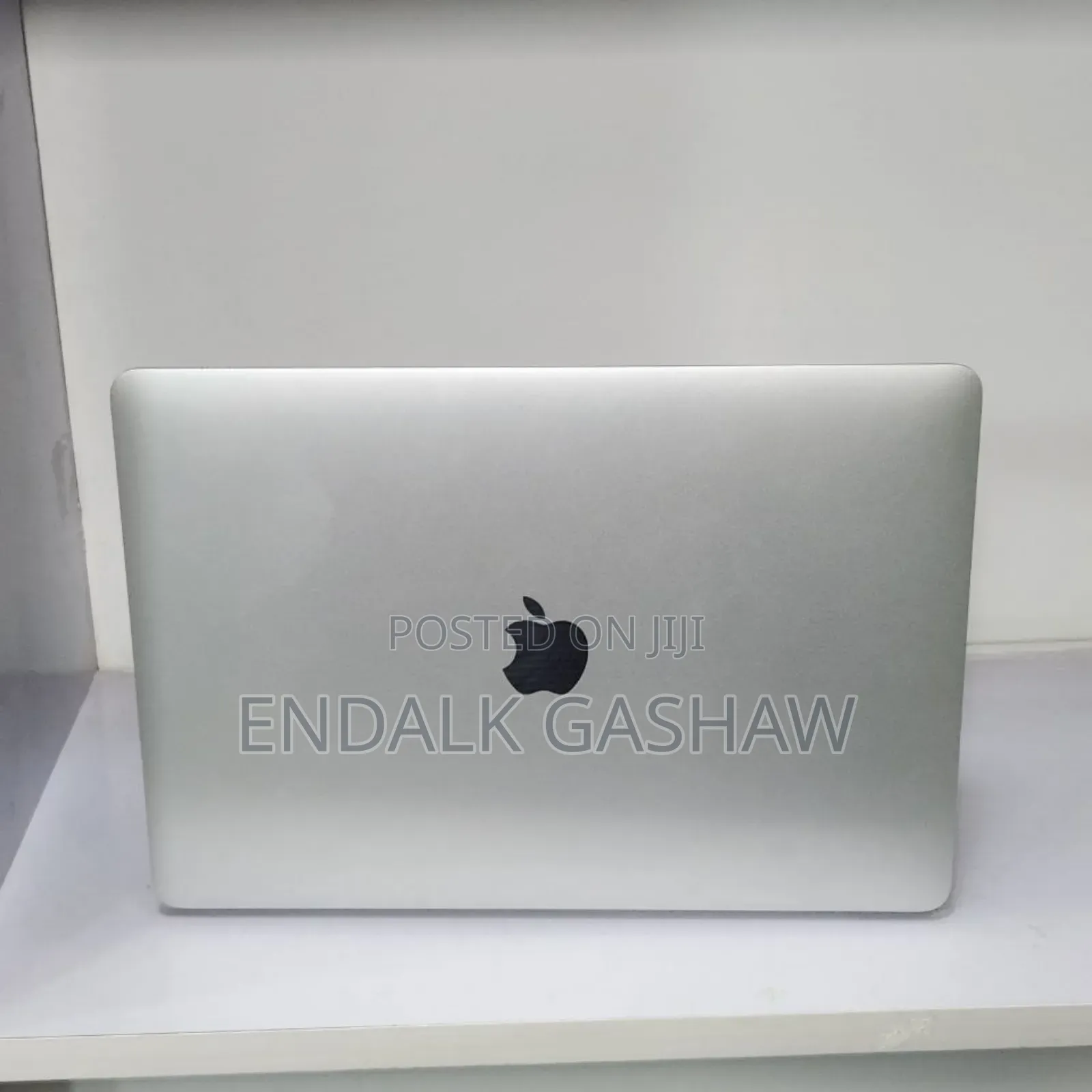 New Laptop Apple MacBook Air 2019 8GB Intel Core I5 SSD 256GB
