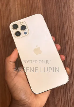 Photo - Apple iPhone 12 Pro Max 128 GB Gold