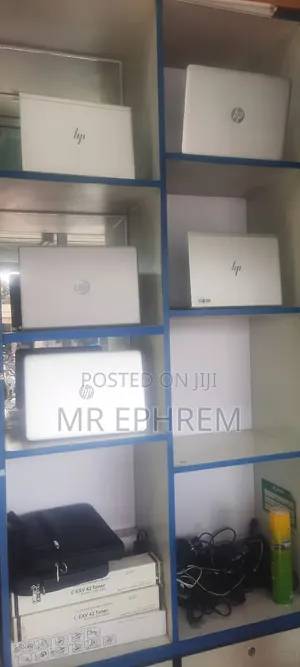 New Laptop HP EliteBook 1040 G8 16GB Intel Core I5 SSD 512GB