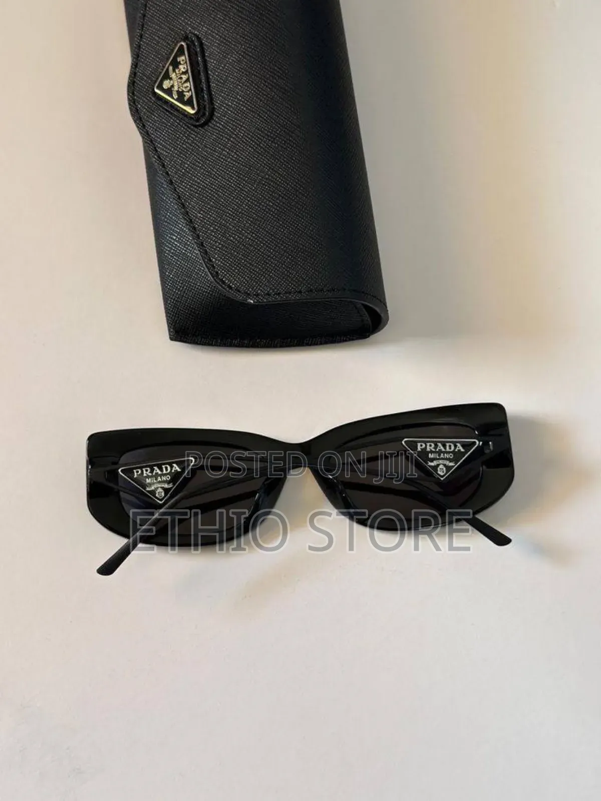 Prada Sunglass in Black