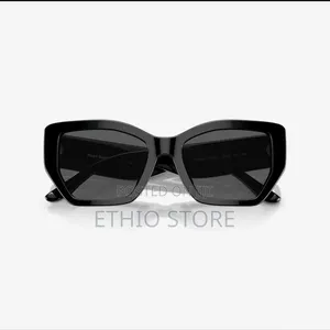 Tory Burch Sunglass