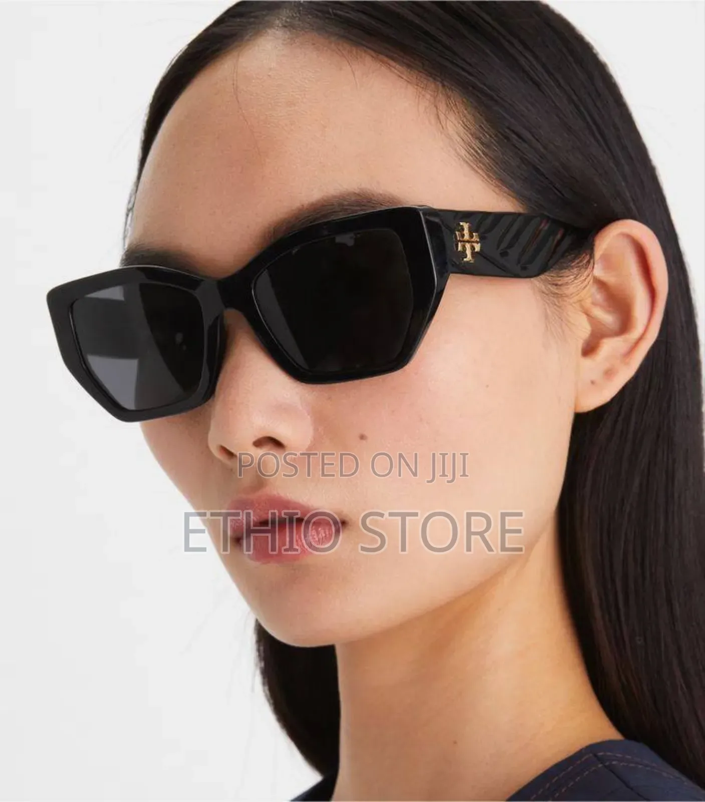 Tory Burch Sunglass