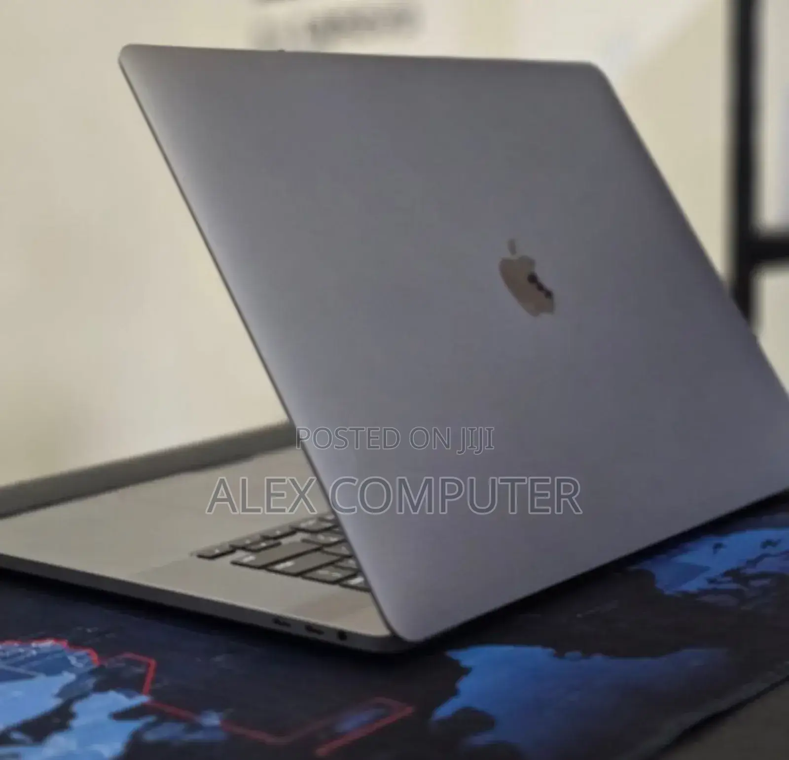 New Laptop Apple MacBook Pro 2019 16GB Intel Core I7 SSD 512GB