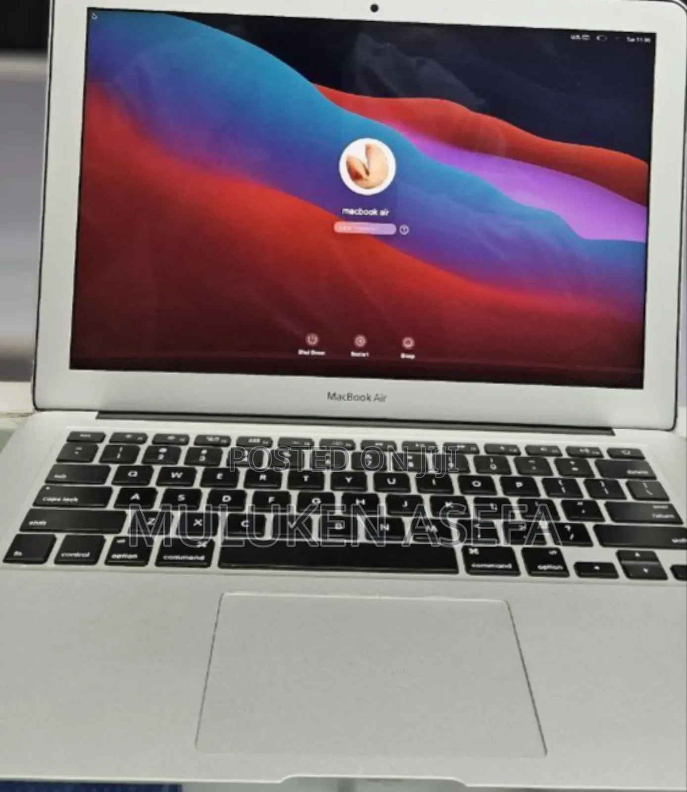 New Laptop Apple MacBook Air 2017 8GB Intel Core I5 SSD 256GB