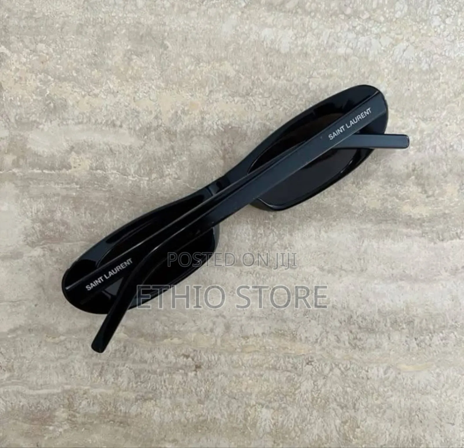 Saint Laurent Sunglass in Black