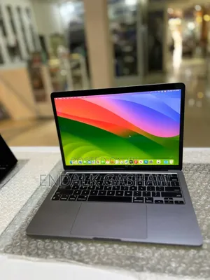 Photo - New Laptop Apple MacBook Pro 2020 M1 8GB Apple M1 SSD 256GB