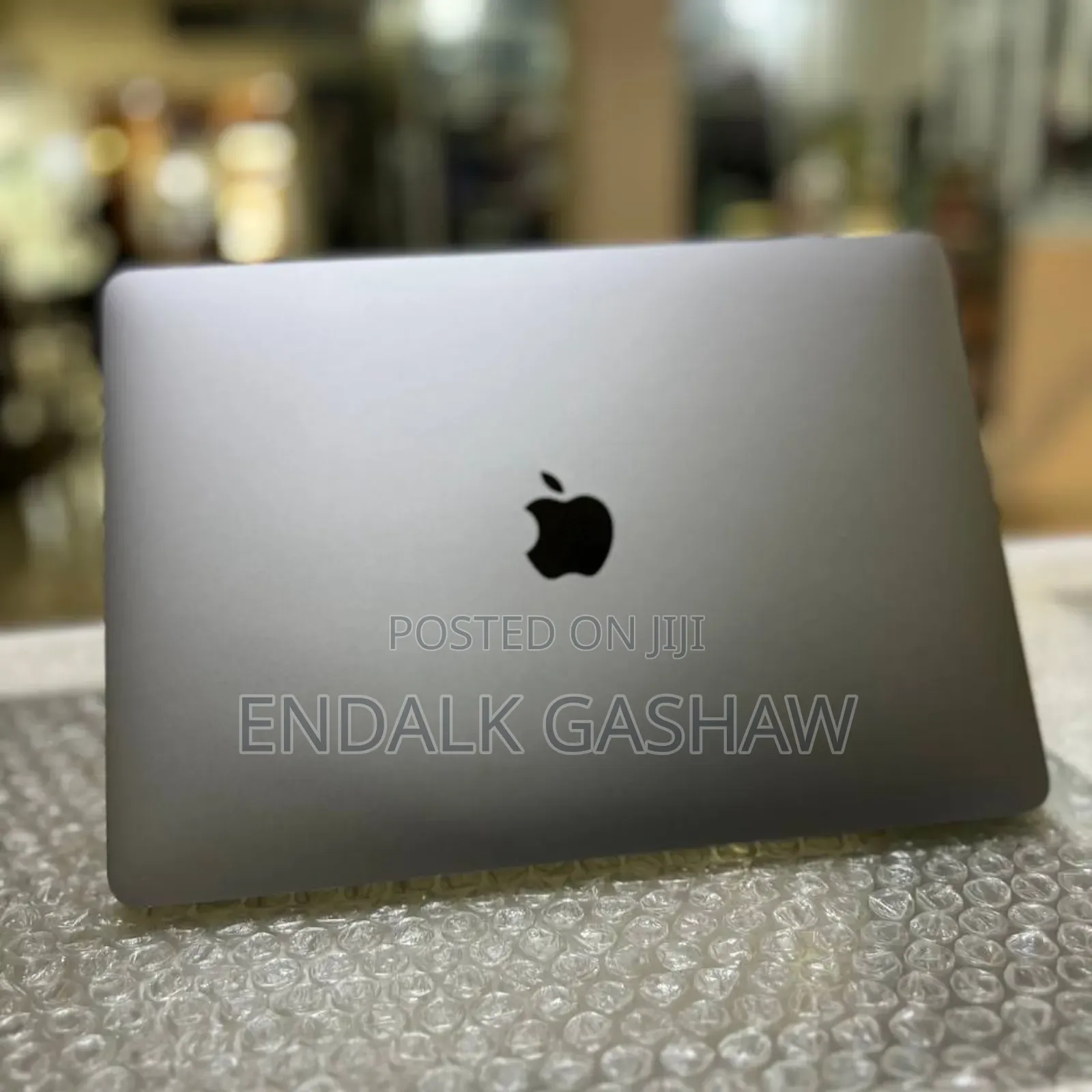 New Laptop Apple MacBook Pro 2020 M1 8GB Apple M1 SSD 256GB