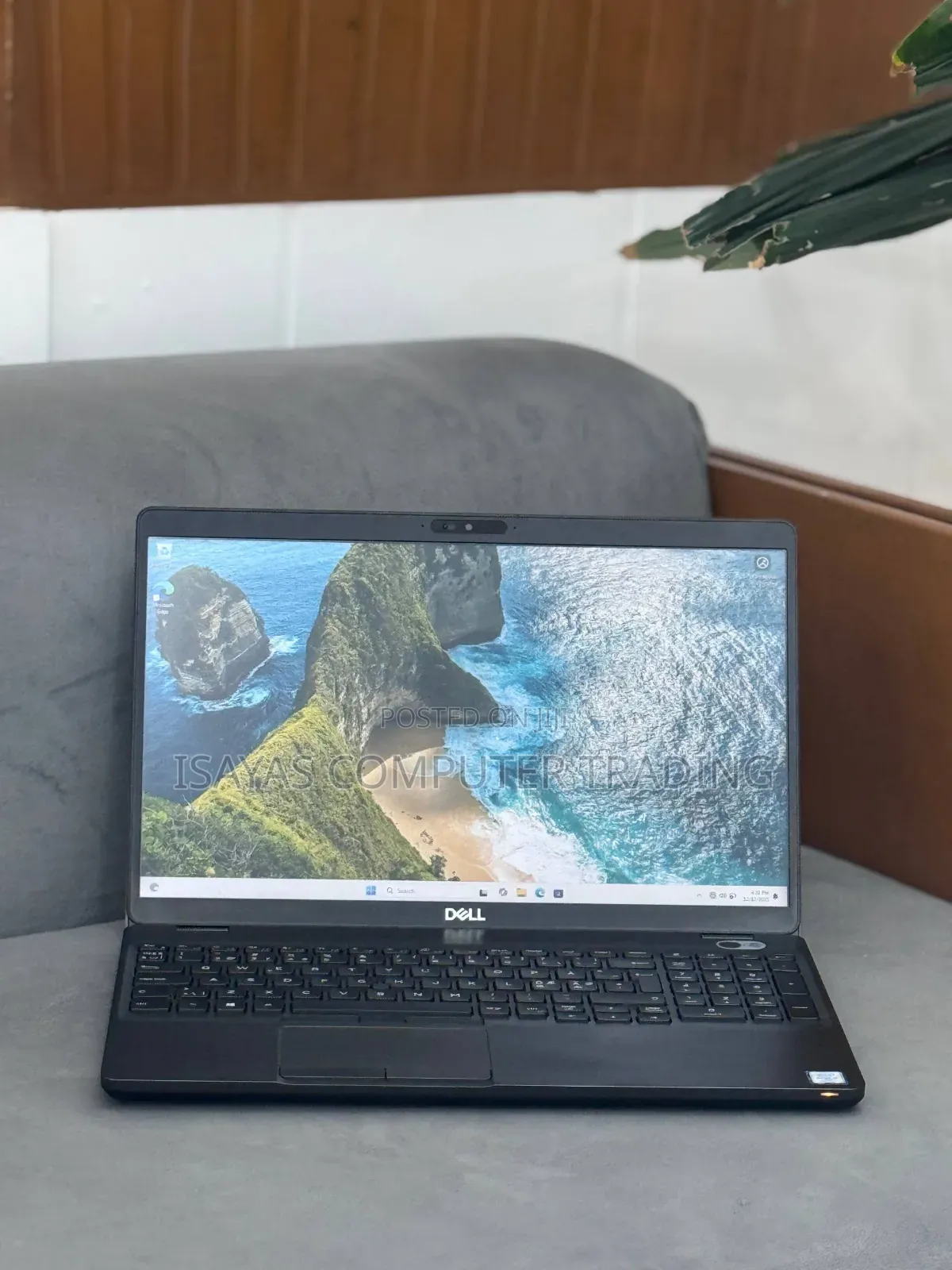 New Laptop Dell Precision 5540 16GB Intel Core I7 SSD 256GB