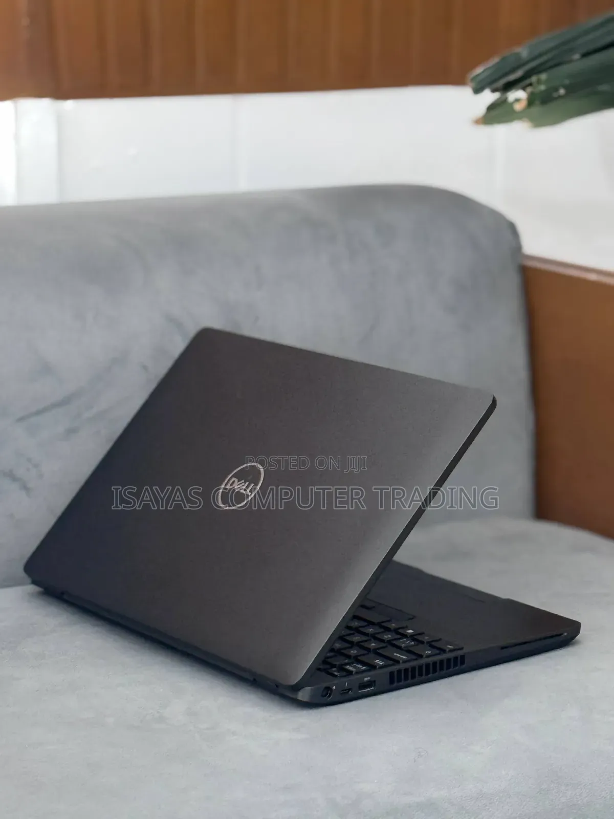 New Laptop Dell Precision 5540 16GB Intel Core I7 SSD 256GB