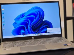 New Laptop HP Pavilion 15 16GB Intel Core I5 SSD 256GB