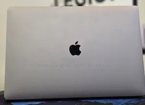 New Laptop Apple MacBook Pro 2019 16GB Intel Core I7 SSD 512GB