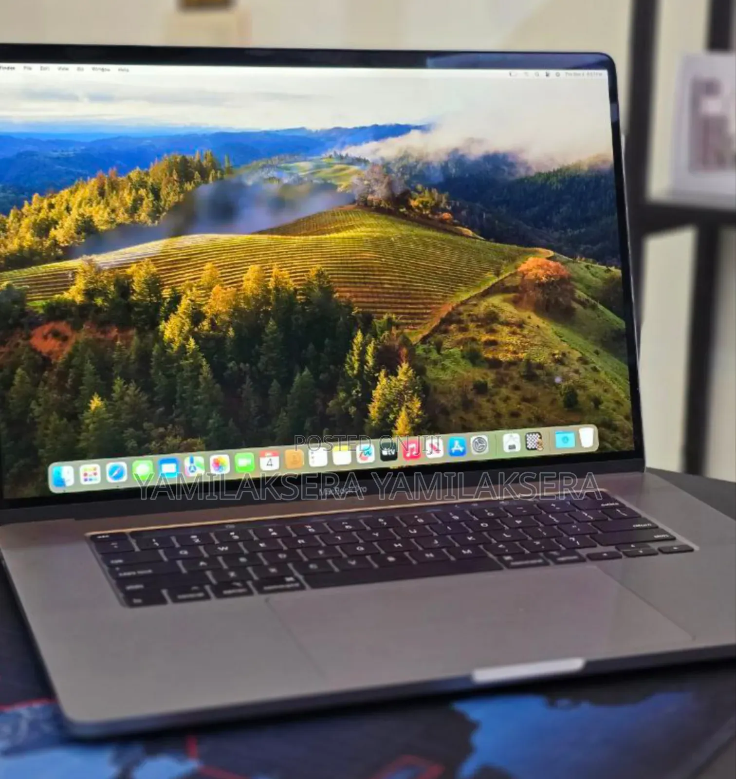 New Laptop Apple MacBook Pro 2019 16GB Intel Core I7 SSD 512GB