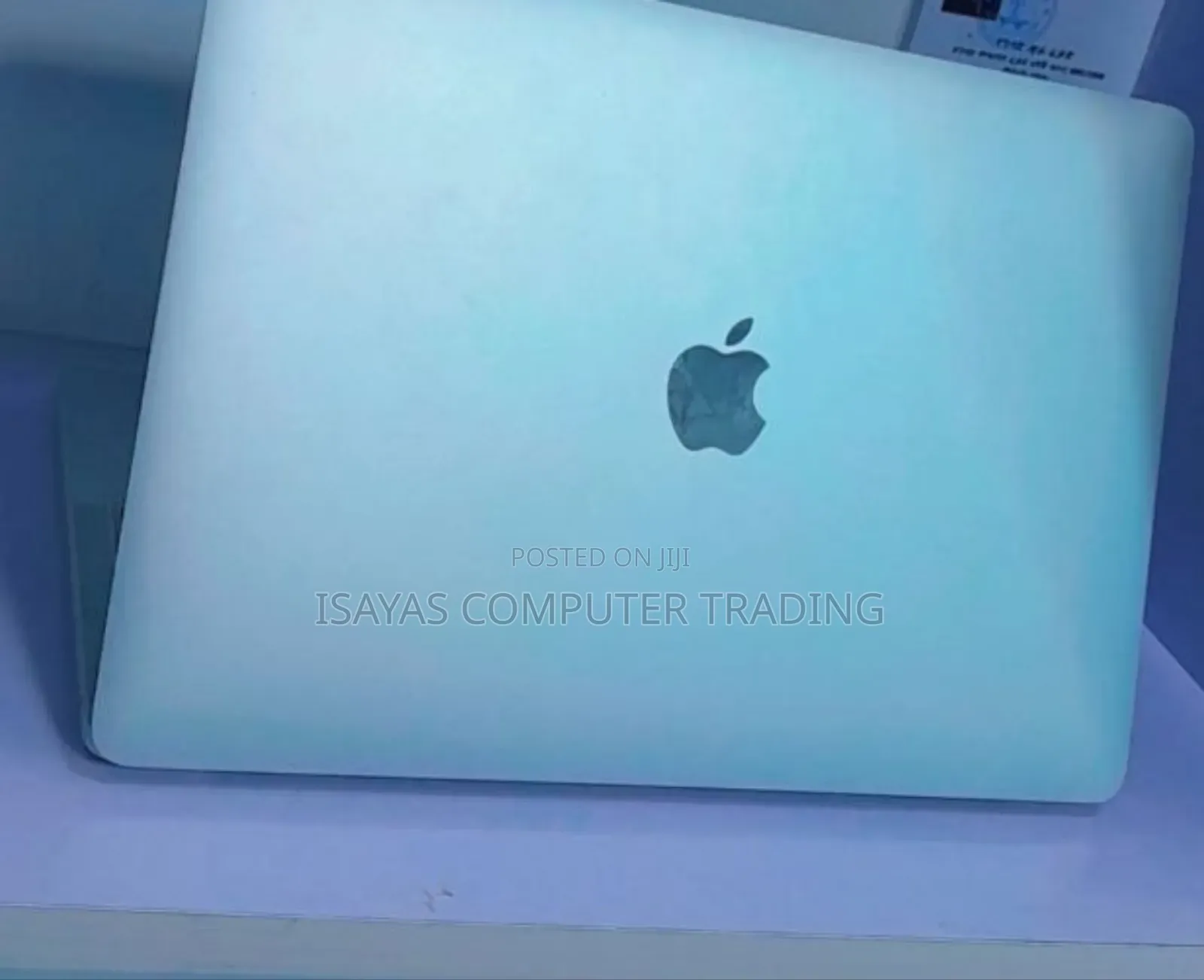 New Laptop Apple MacBook Air 2022 M2 8GB SSD 256GB