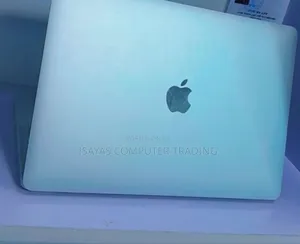 New Laptop Apple MacBook Air 2022 M2 8GB SSD 256GB