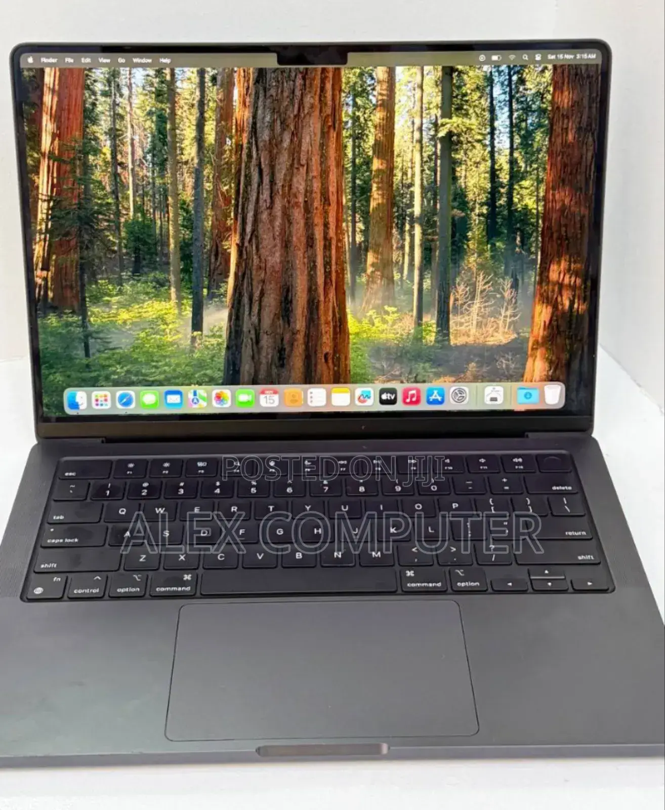 New Laptop Apple MacBook Pro 18GB Apple M3 Pro SSD 1T