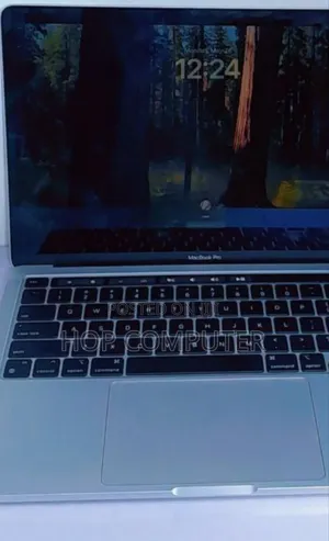 New Laptop Apple MacBook Pro 2022 M2 8GB Apple M2 SSD 256GB