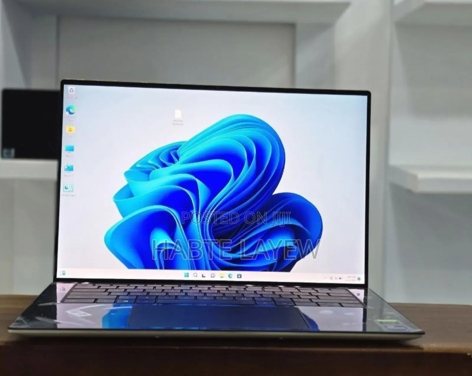 New Laptop Dell XPS 15 32GB Intel Core I9 SSD 1T