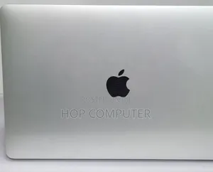 New Laptop Apple MacBook Air 2019 8GB Intel Core I5 SSD 256GB