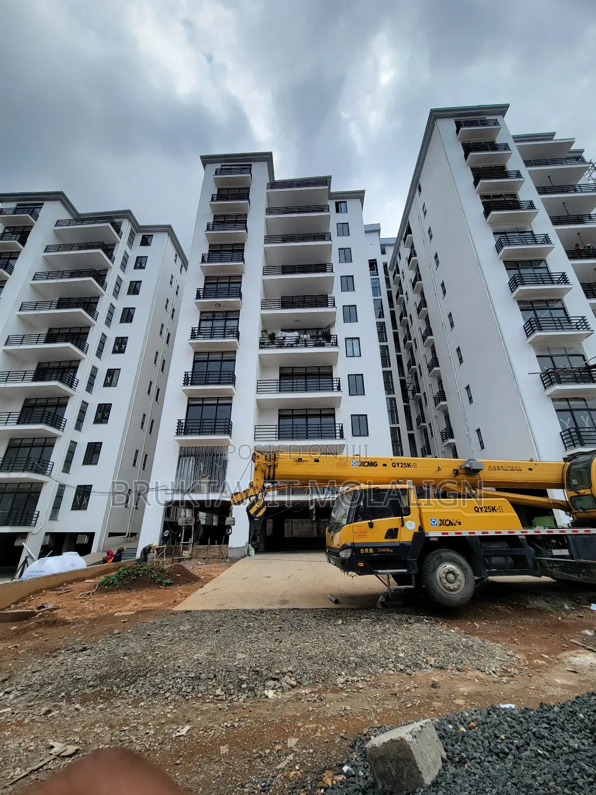 3bdrm Apartment in Picok (Zoo Park, Addis Ketema for sale