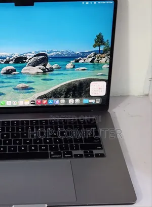 New Laptop Apple MacBook Air 2022 M2 8GB Apple M2 SSD 256GB