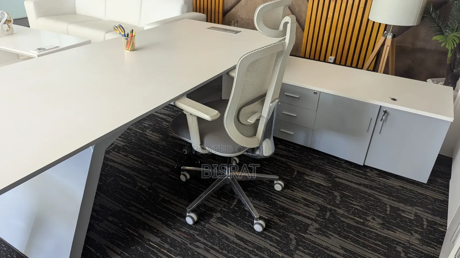 General Manager Table