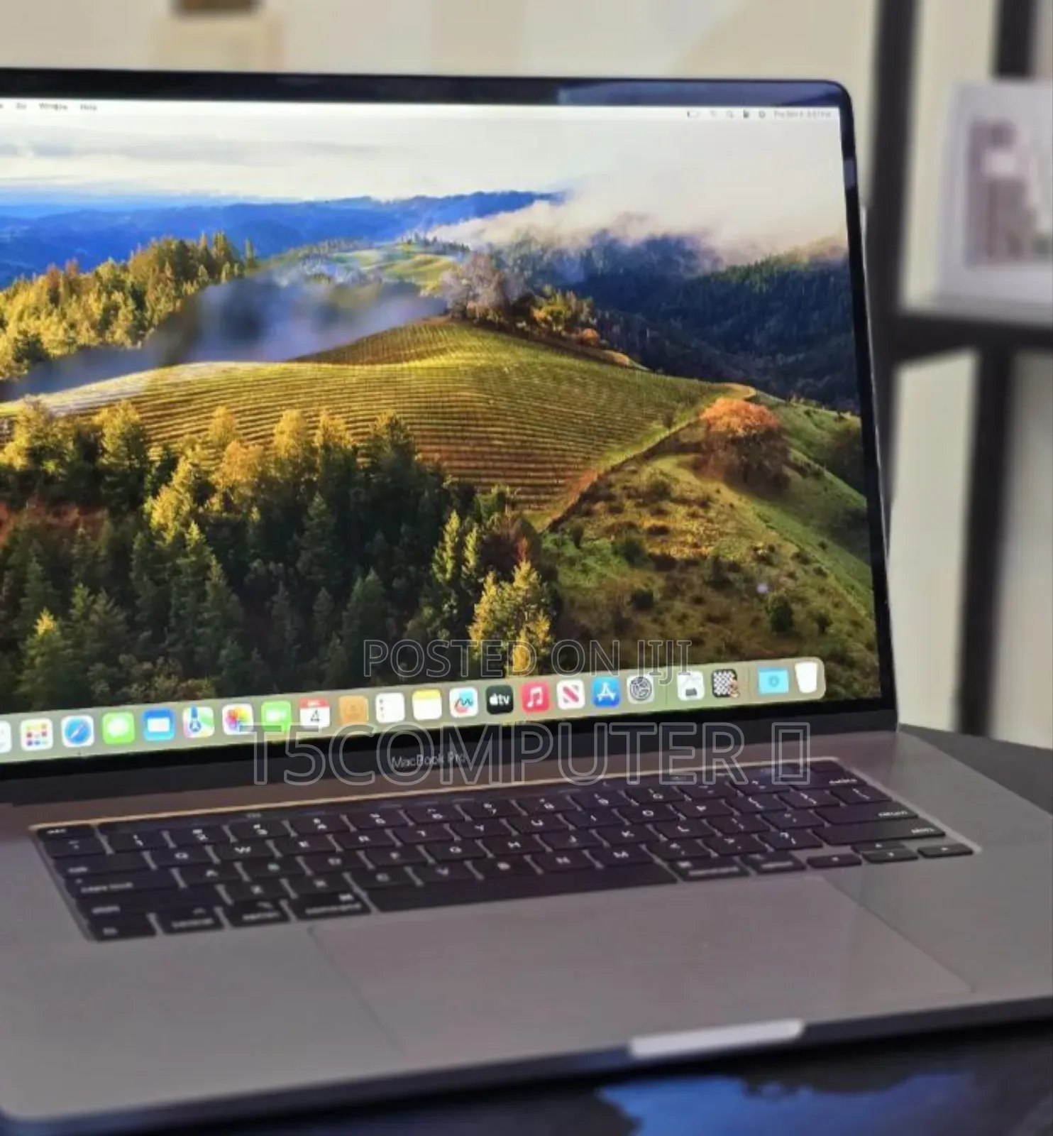 New Laptop Apple MacBook Pro 2019 16GB Intel Core I7 SSD 512GB