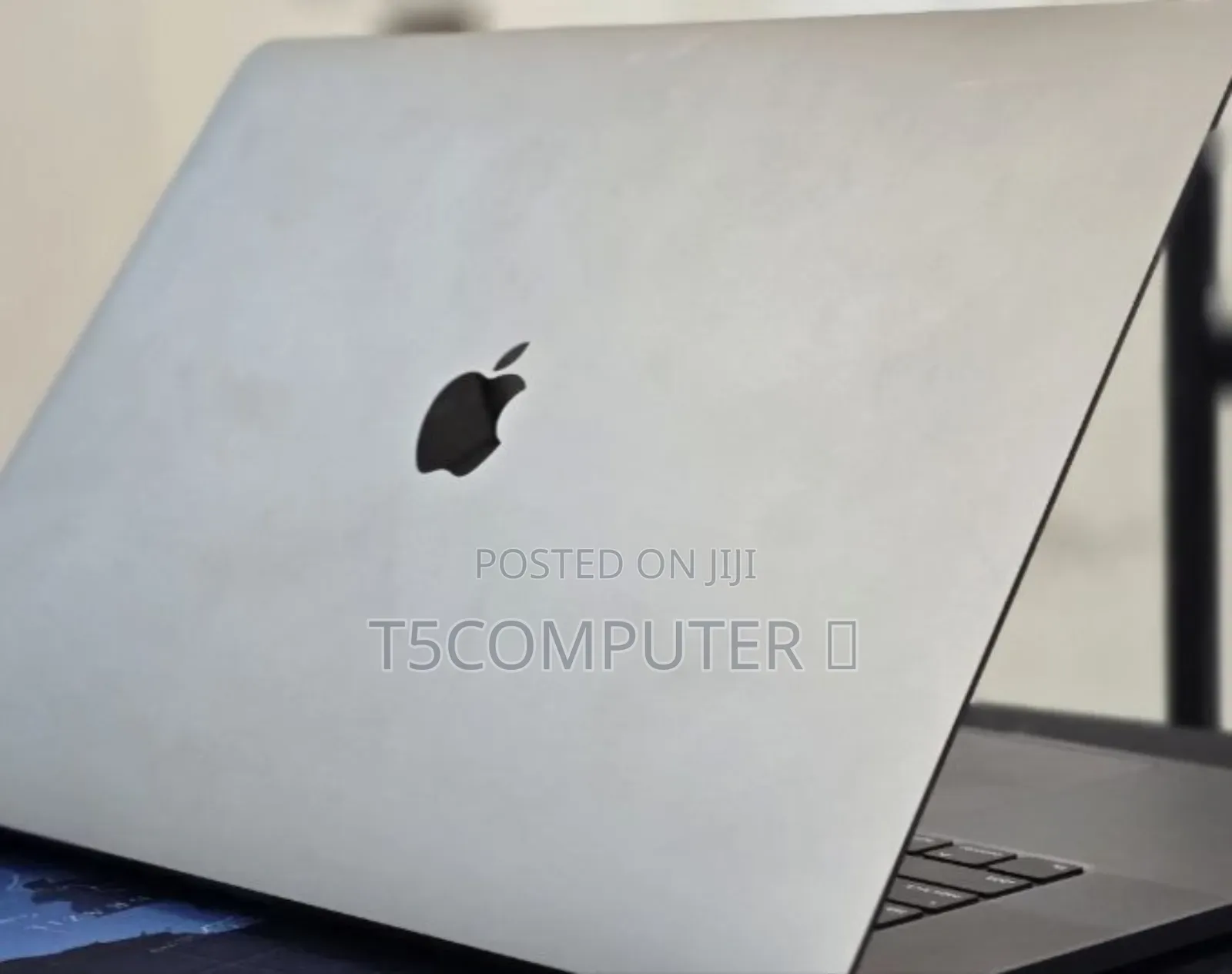 New Laptop Apple MacBook Pro 2019 16GB Intel Core I7 SSD 512GB