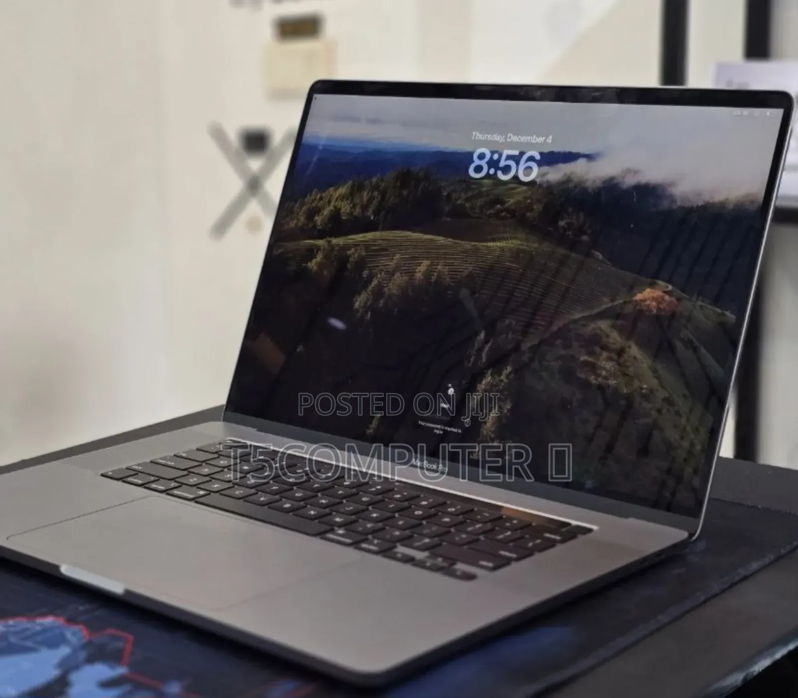 New Laptop Apple MacBook Pro 2019 16GB Intel Core I7 SSD 512GB