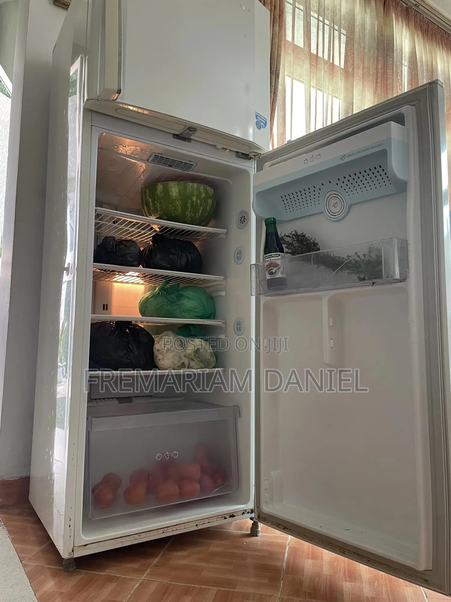 Lg Fridge Slightly Used for Sell With a Fare Price