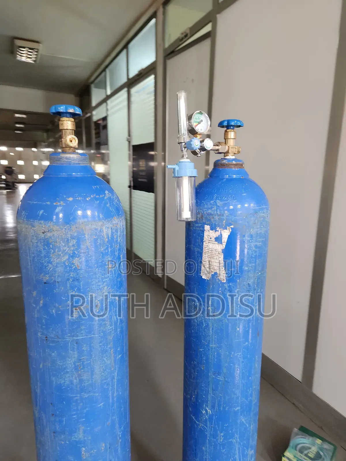 Oxygen Cylinder With Gauge and Purifier輕易oxygen Gauge胺我oxygen Medical