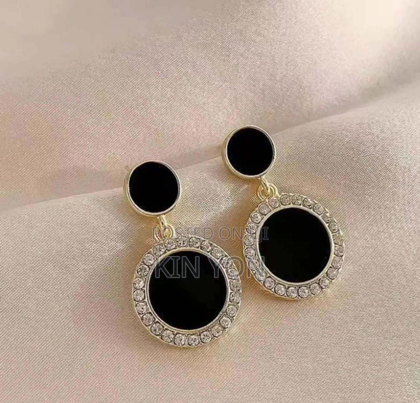 Affordable Luxurious Earring