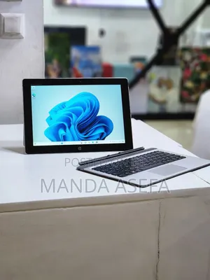 New Laptop HP 8GB Intel Core M SSD 256GB