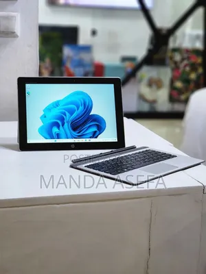 New Laptop HP 8GB Intel Core M SSD 256GB